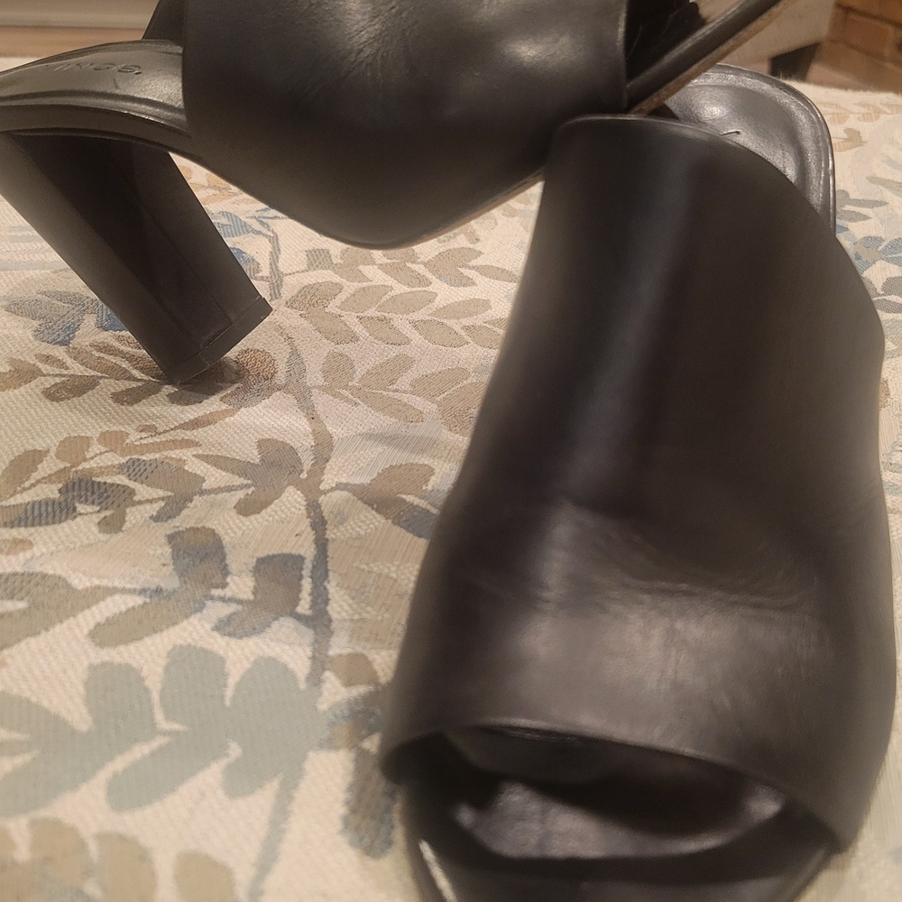 Vince Black Leather Open-Toe Mule Slides - Picture 2 of 7